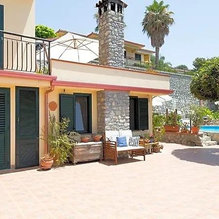 Meridiana 3* Diamante